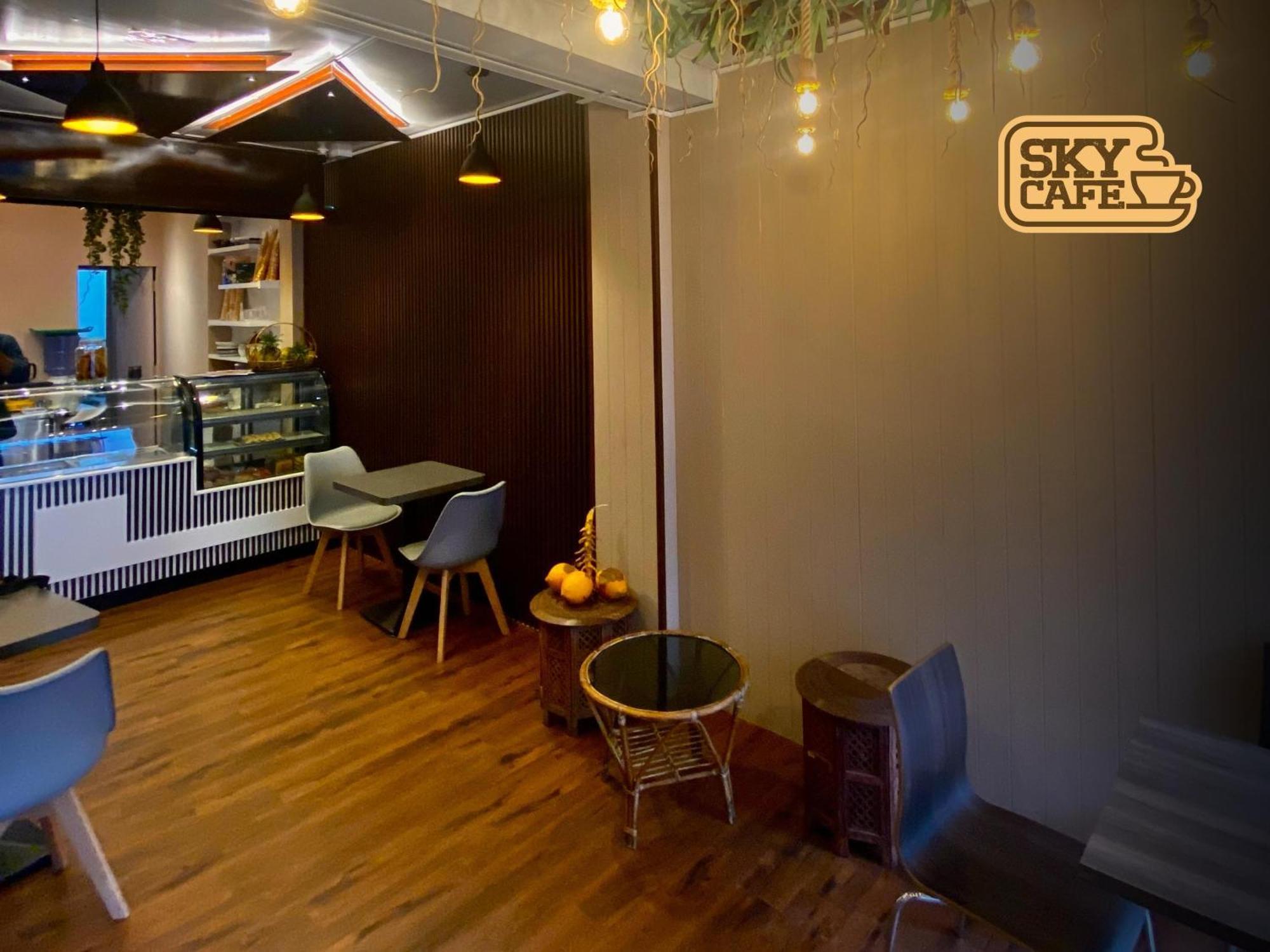 Sky Hostel Негомбо Экстерьер фото